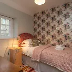 Micklewood By Birch * Broughton (North Yorkshire)